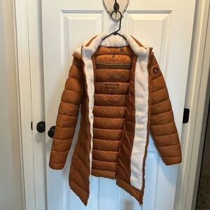 Women's rust puffer coat  small